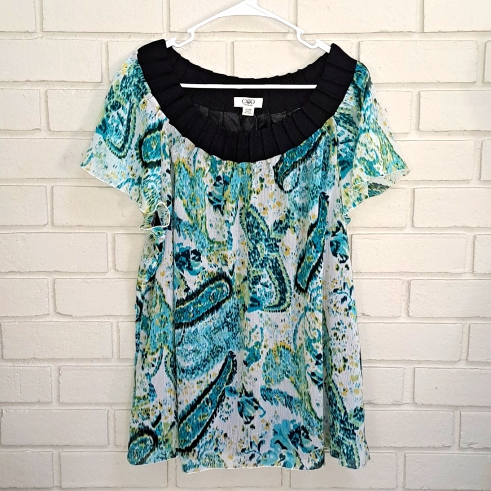 CATO Woman Floral/Paisley Sheer Overlay Sheer Sleeve Blouse. Size 22/24 NWT